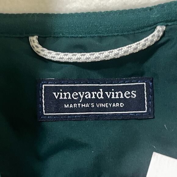 Vineyard Vines White and Green Sherpa Jacket - Picture 3 of 8
